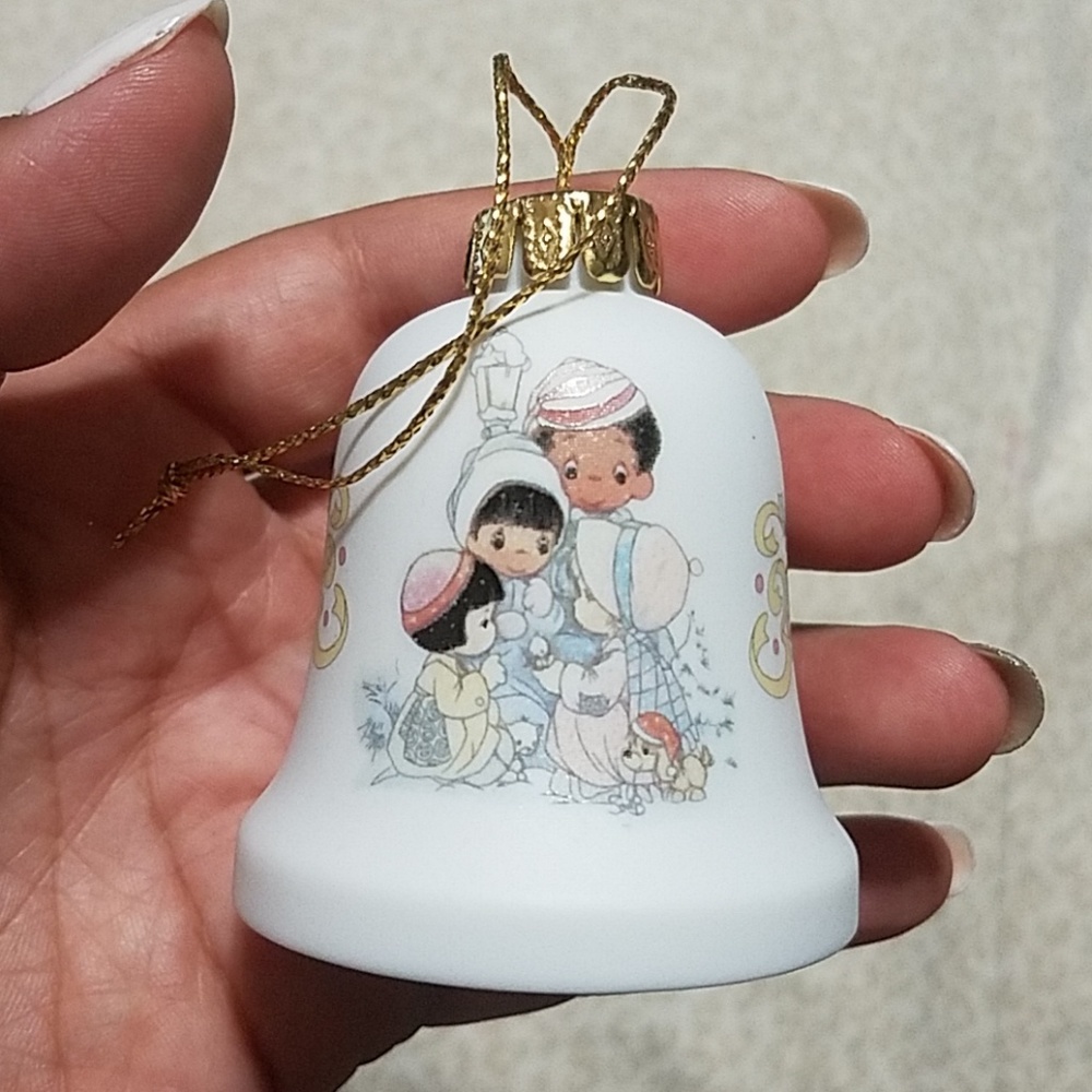 Ⓜ️Precious Moments Christmas Ornament